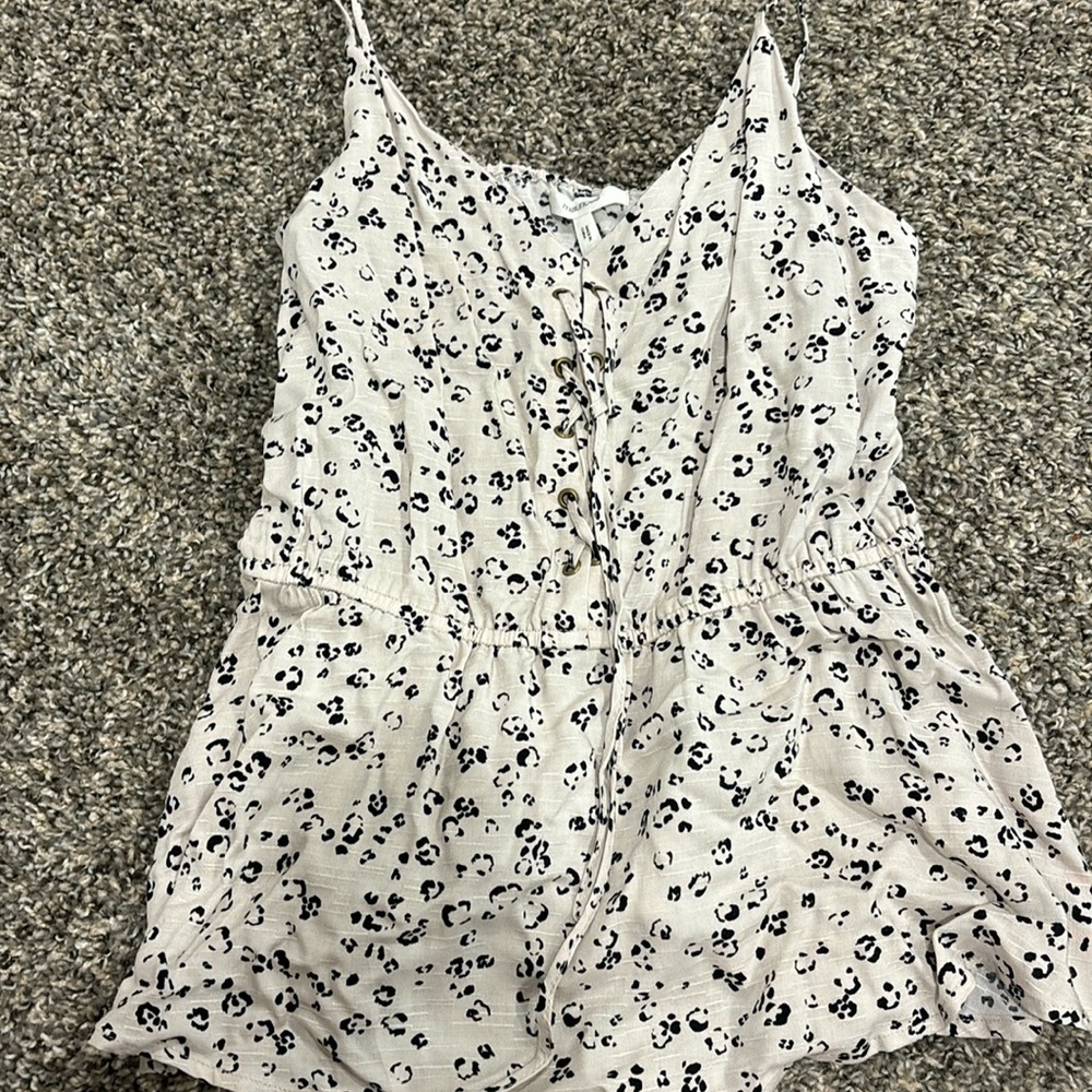 Cream patterned tank top